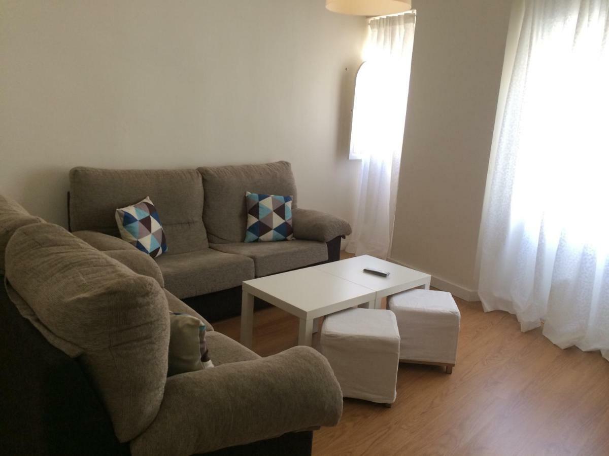 Peris Mencheta Apartment เซบีญา ภายนอก รูปภาพ